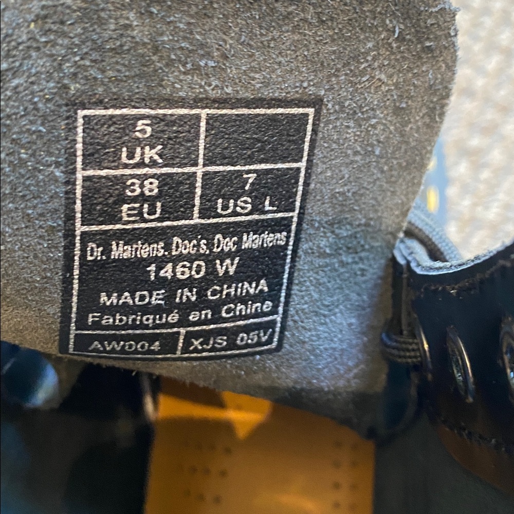 Dr. Martens 1460 The Original Smooth Leather Contrast Stitching Lace-Up boots - Picture 7 of 7